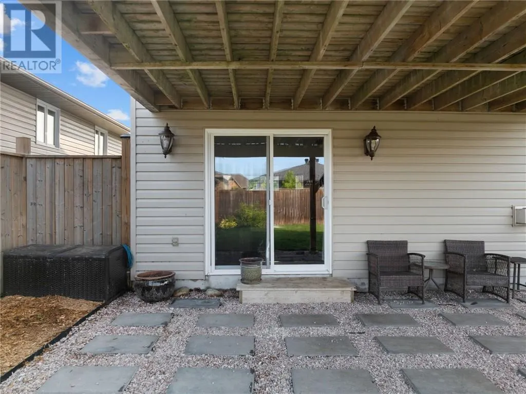 8 Alliston Street