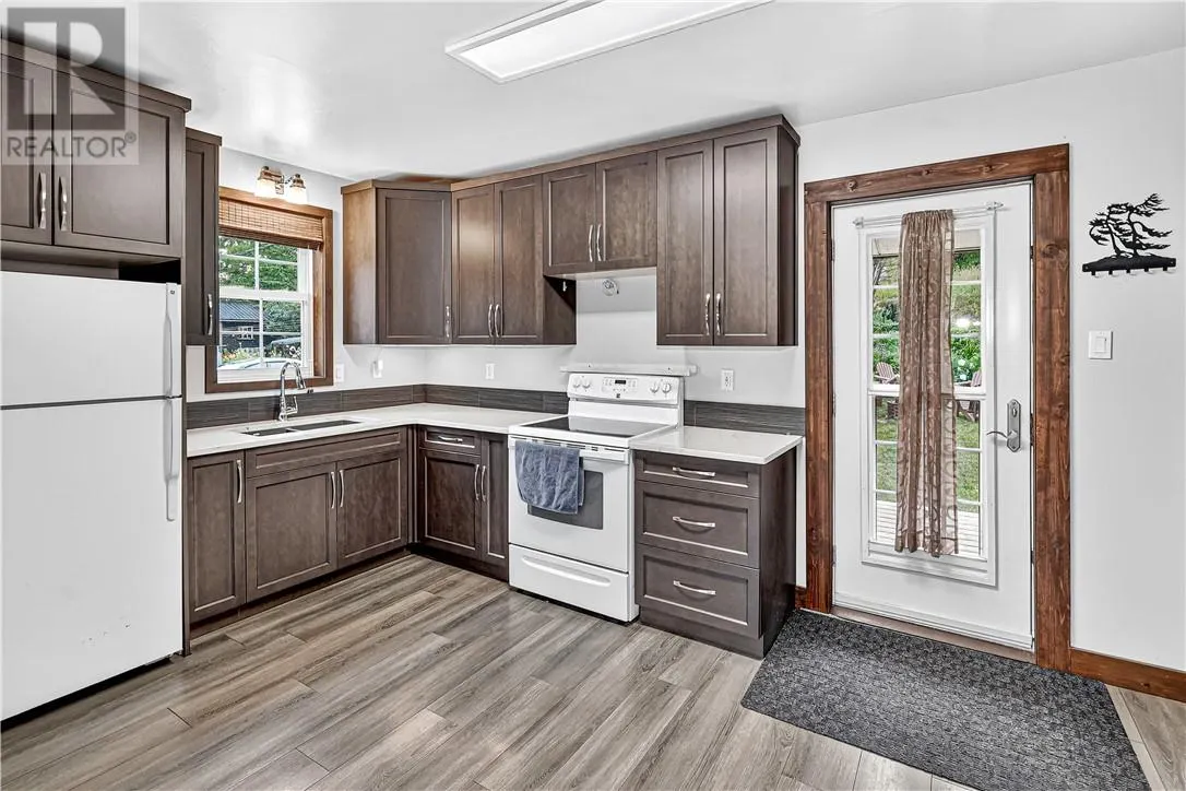 1013 CRESCENT Road Unit# A