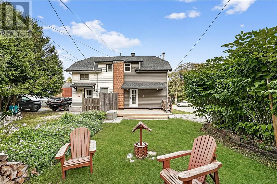 1013 CRESCENT Road Unit# A