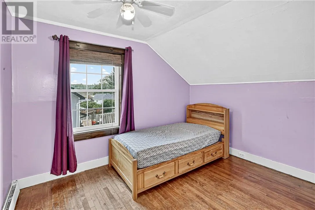 1013 CRESCENT Road Unit# A