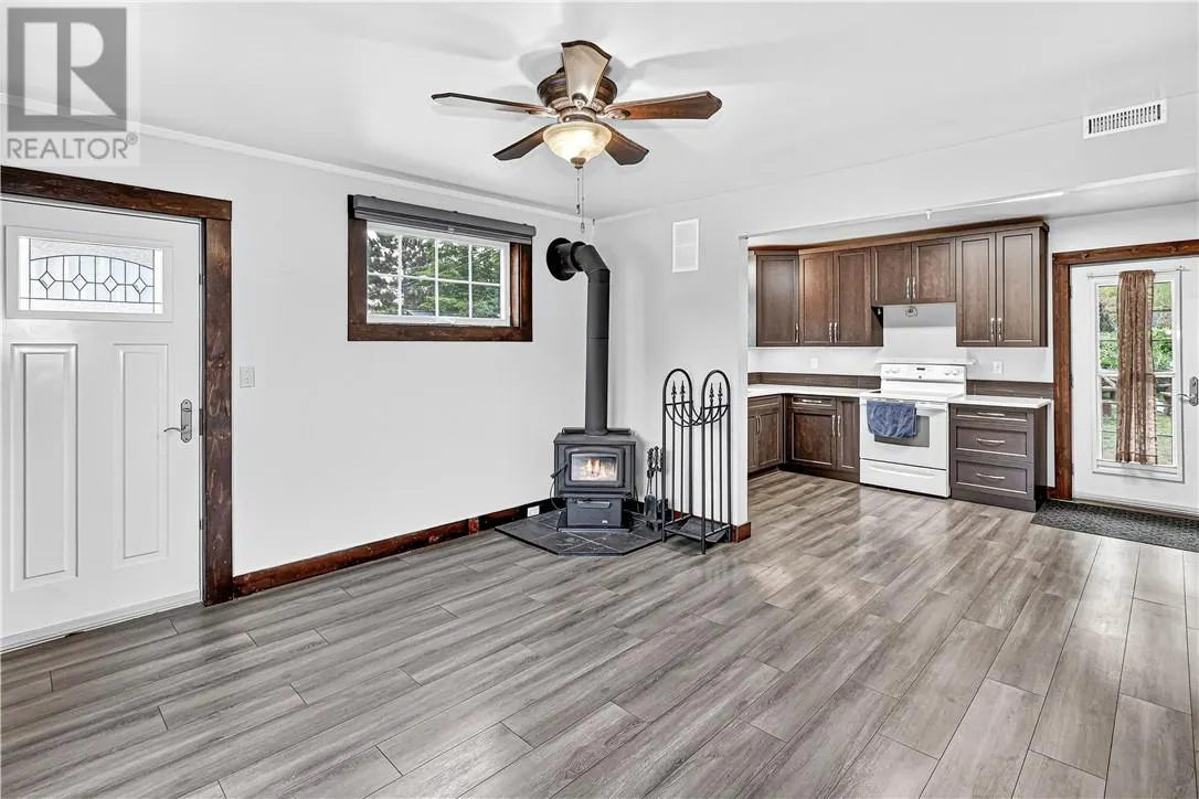 1013 CRESCENT Road Unit# A