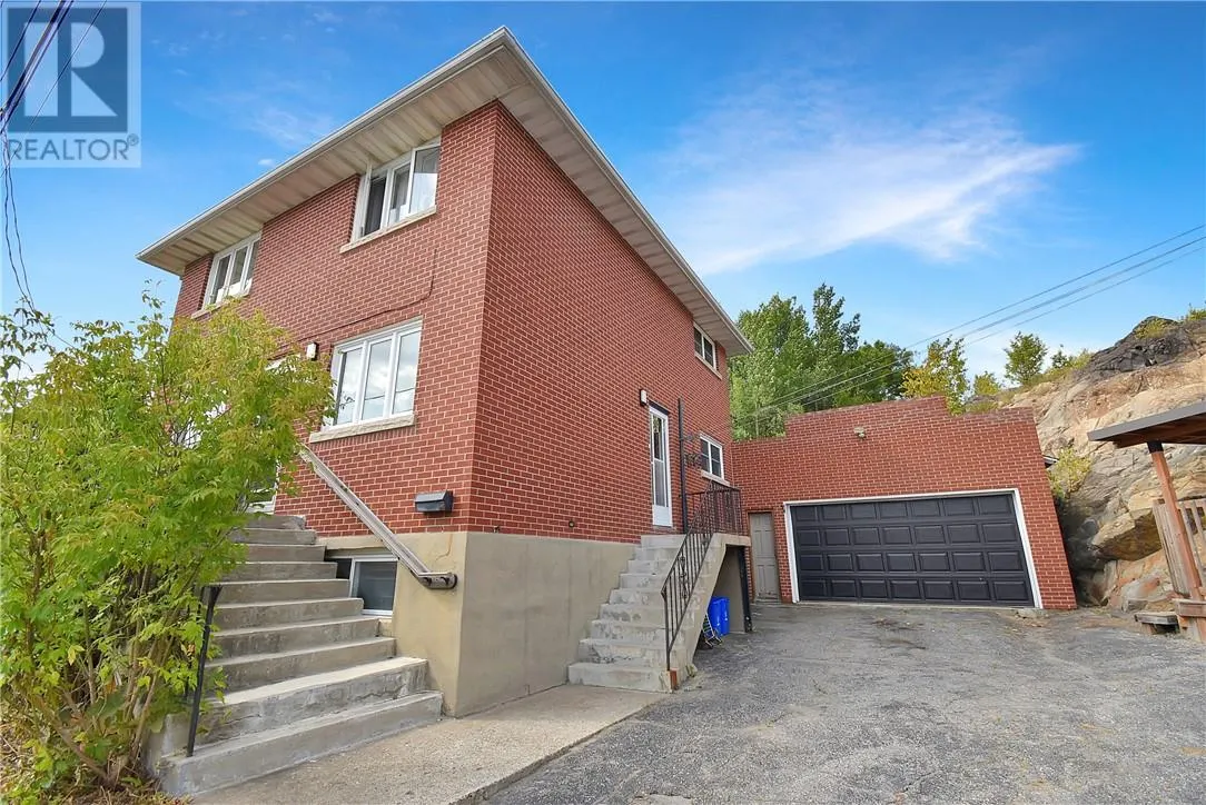 250 Nadia Street