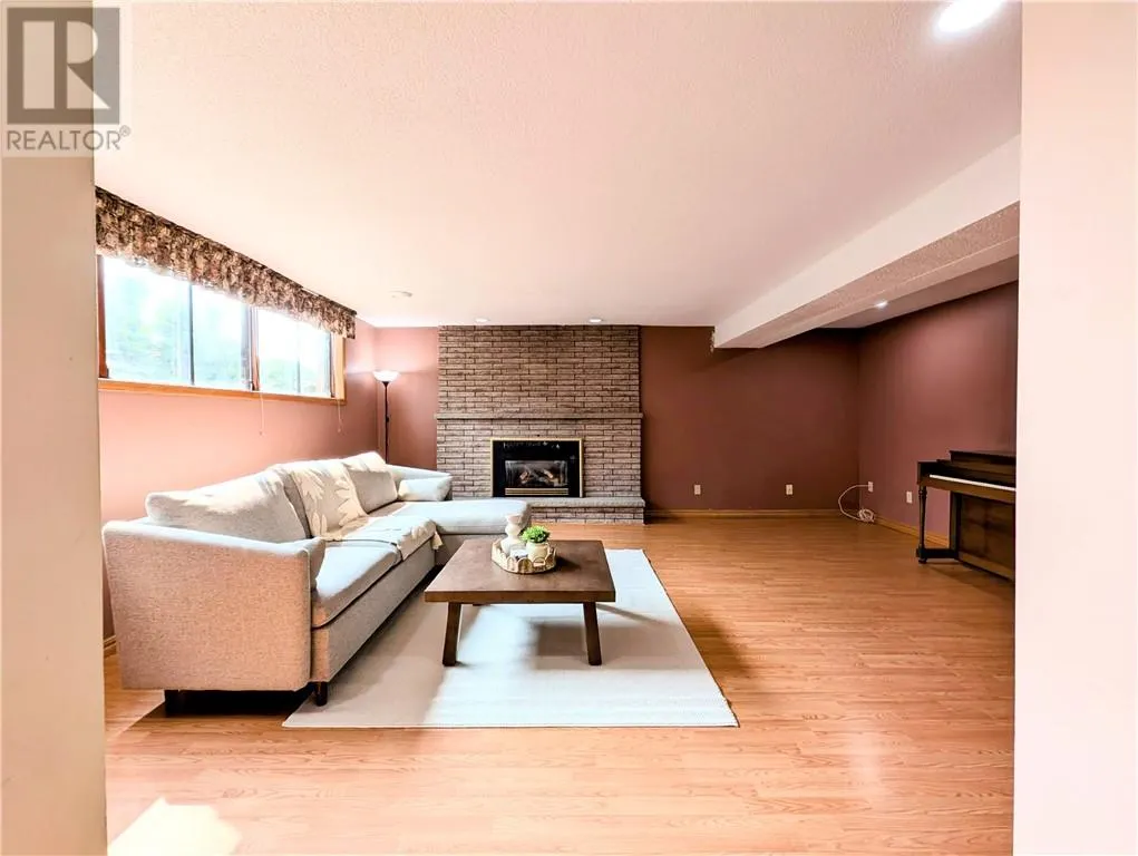 1227 Cardinal