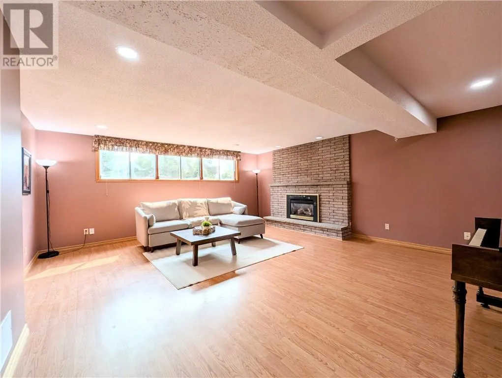 1227 Cardinal