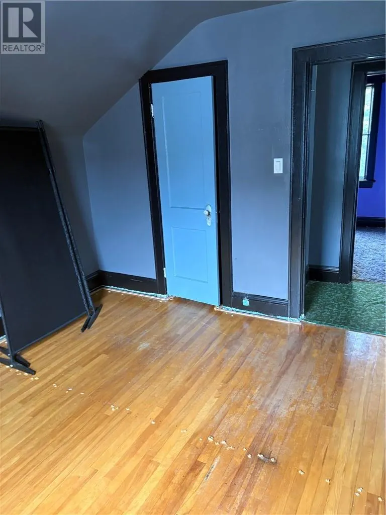 414 Albert