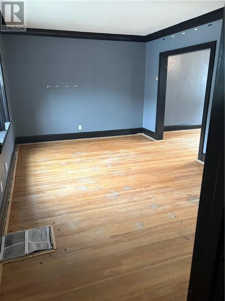 414 Albert