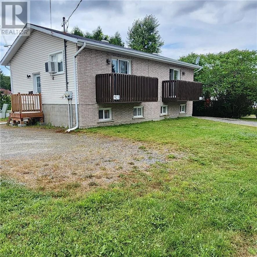 921-923 Martindale