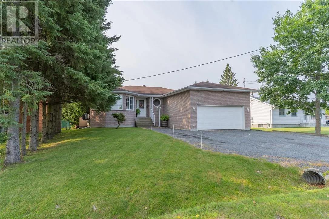 433 Raymond Crescent