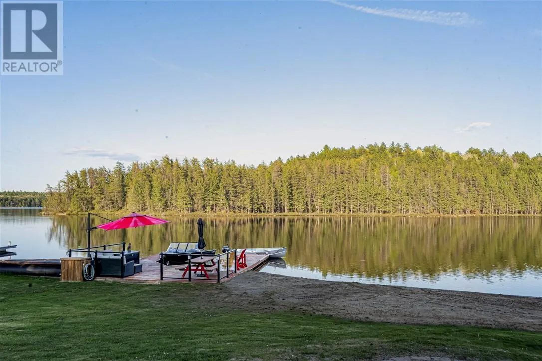 8A Frenchmans Bay