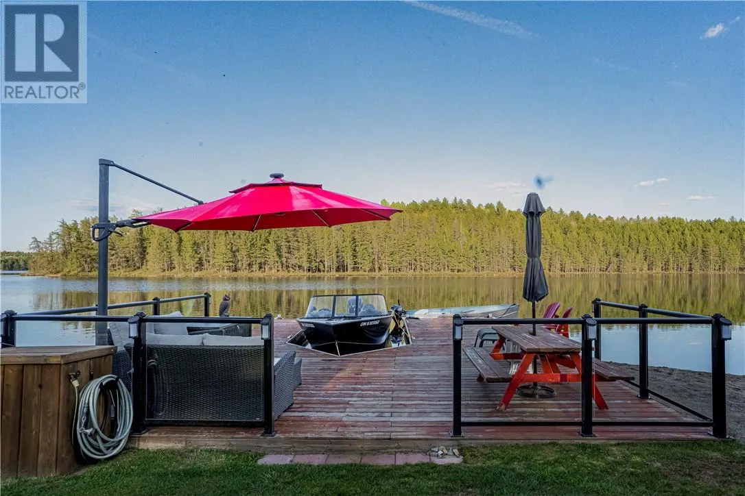 8A Frenchmans Bay