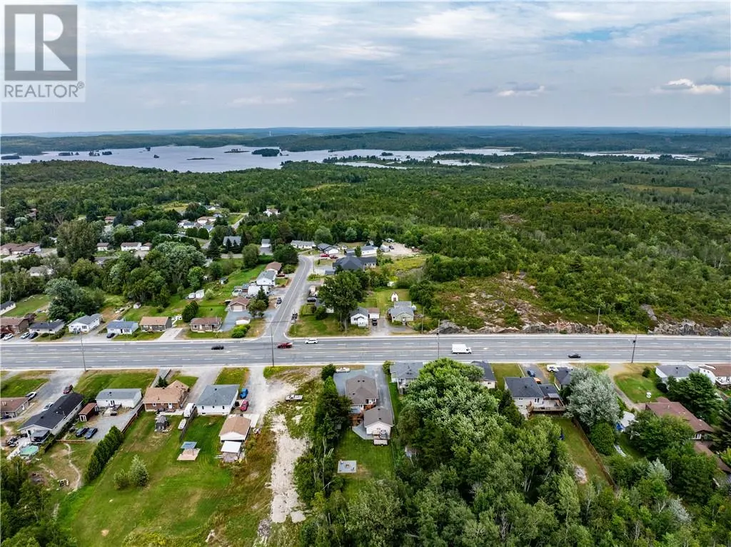 1604 Old Highway 69 North