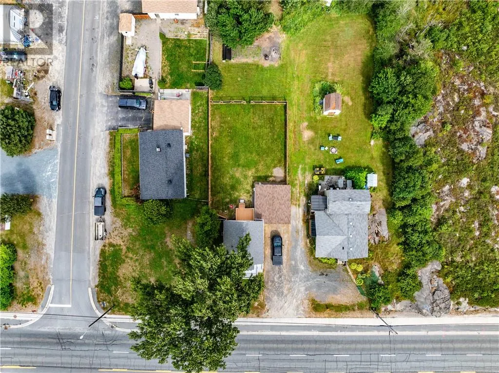 1604 Old Highway 69 North
