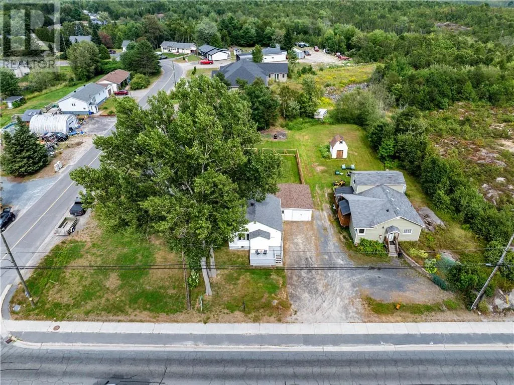 1604 Old Highway 69 North