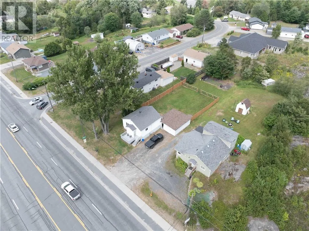 1604 Old Highway 69 North