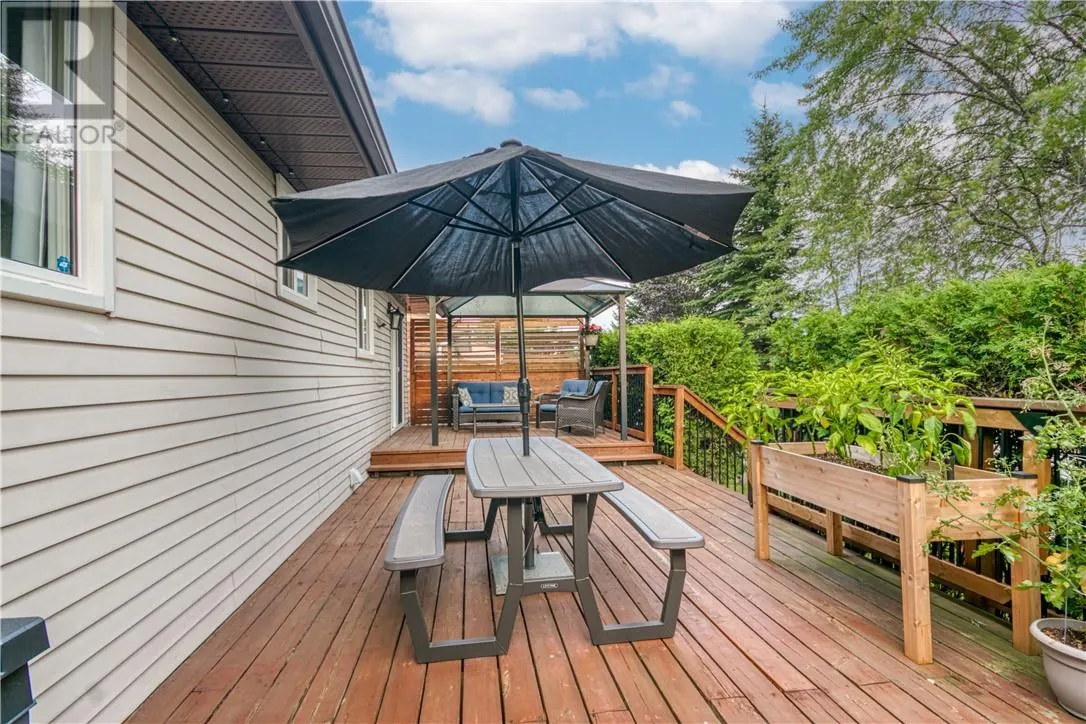 190 Cherrywood Crescent
