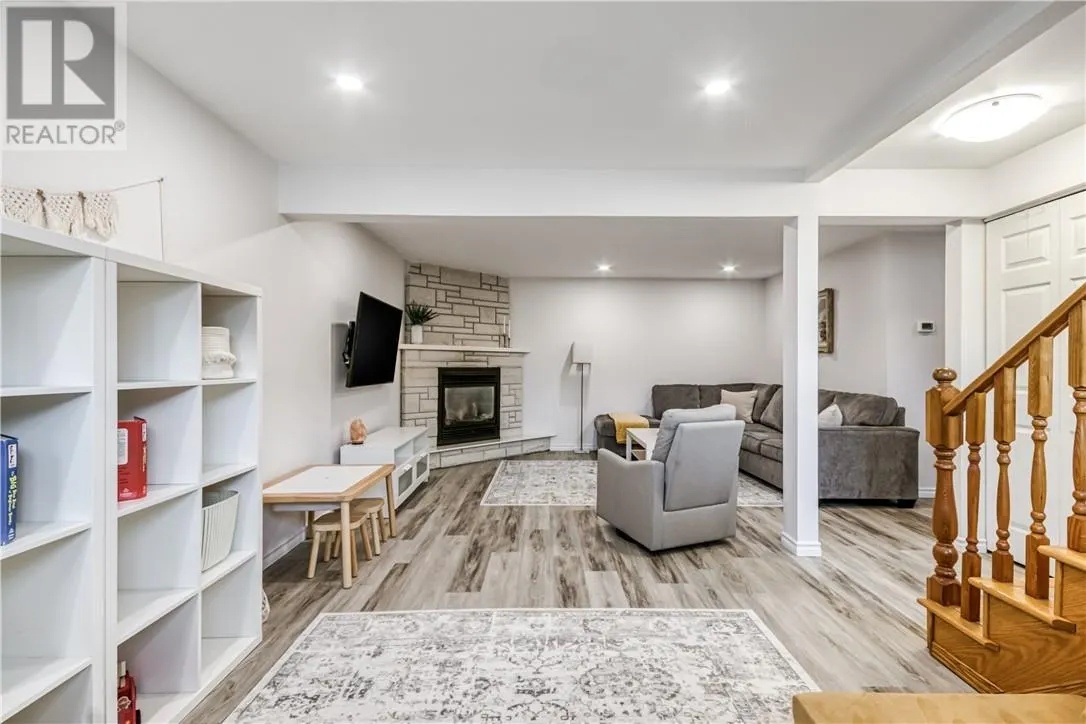190 Cherrywood Crescent