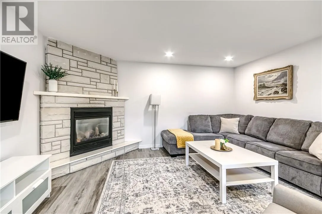 190 Cherrywood Crescent