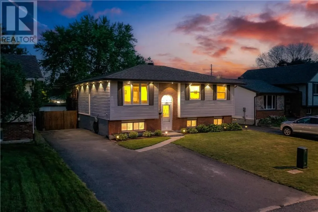 190 Cherrywood Crescent