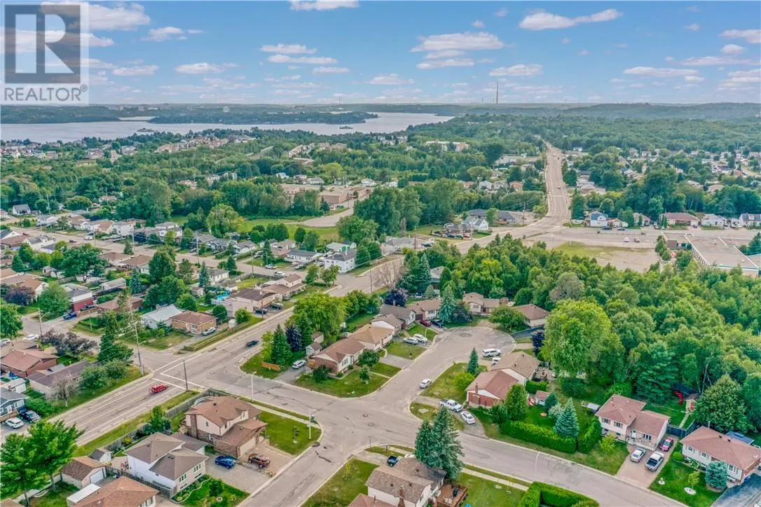 190 Cherrywood Crescent