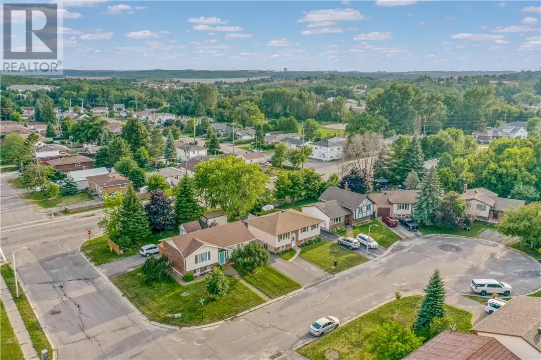 190 Cherrywood Crescent