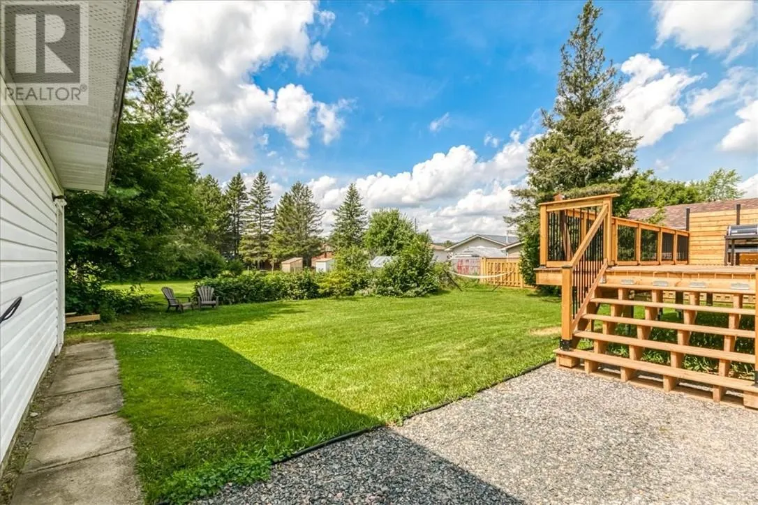 11 Houle Avenue