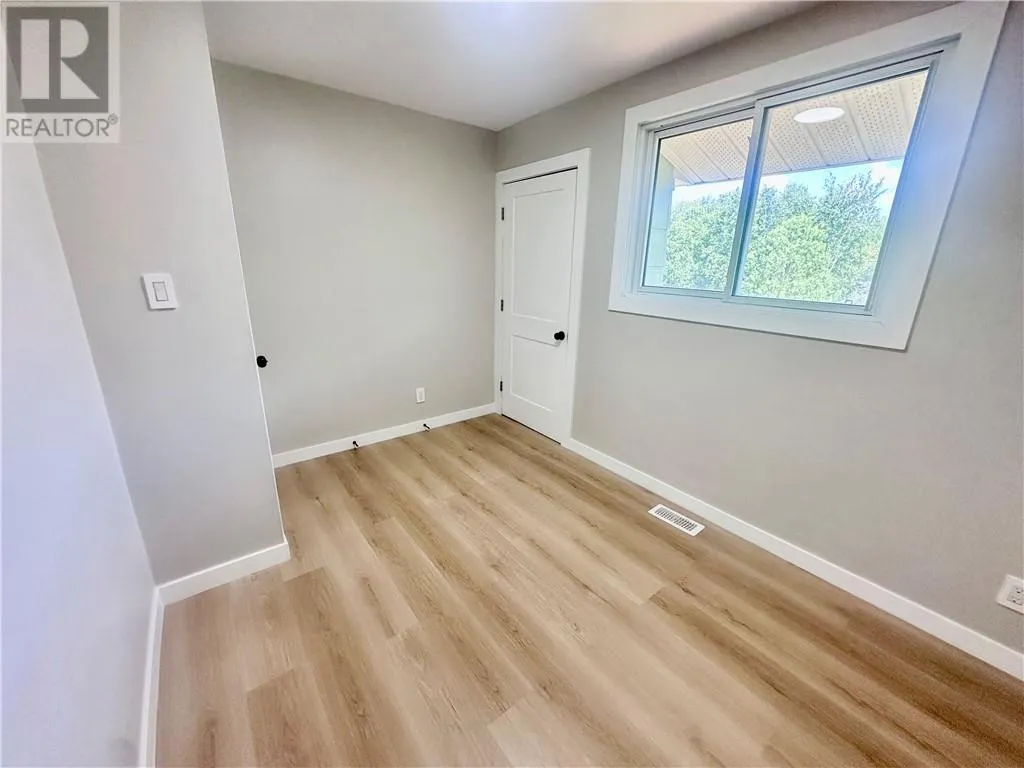 830 Cambrian Heights