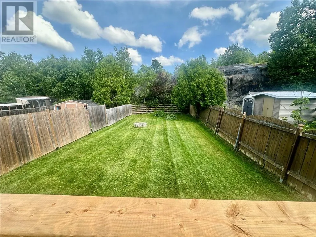 830 Cambrian Heights