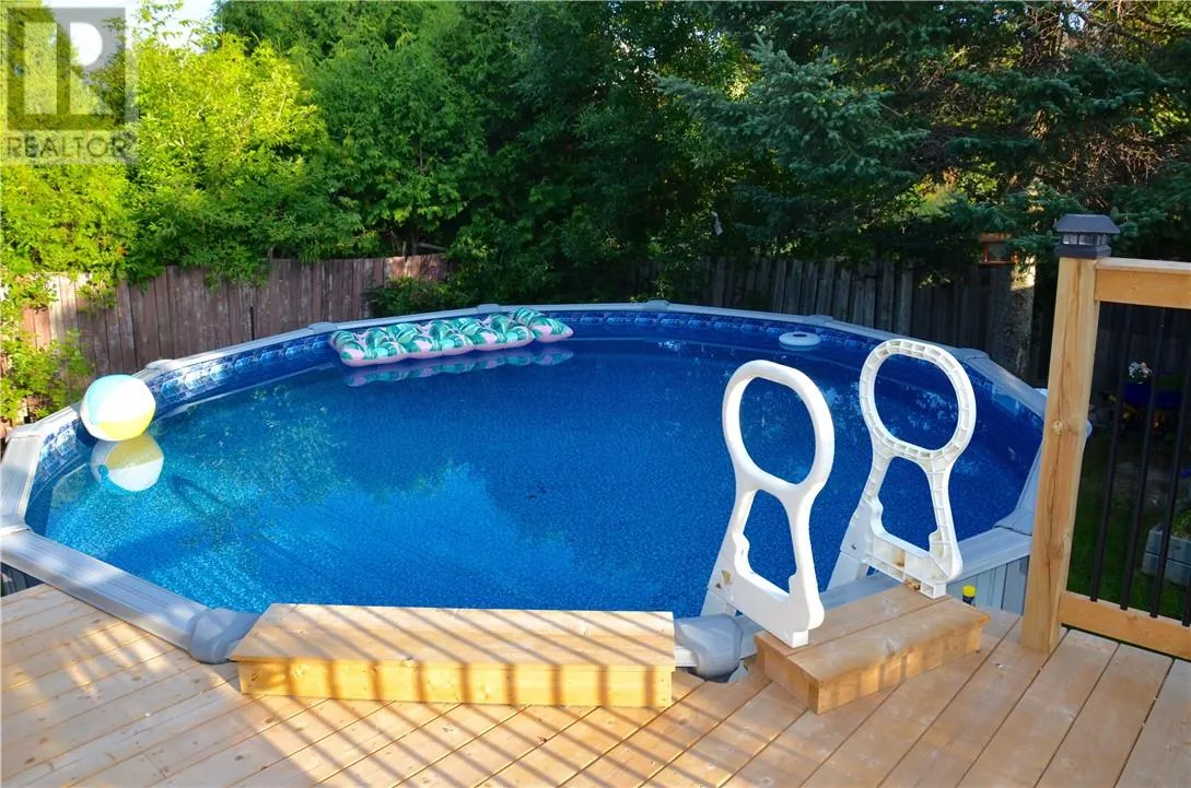 946 Windermere Crescent