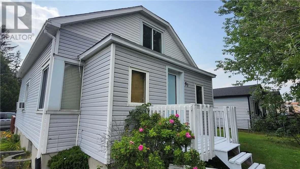 99 Montcalm Street
