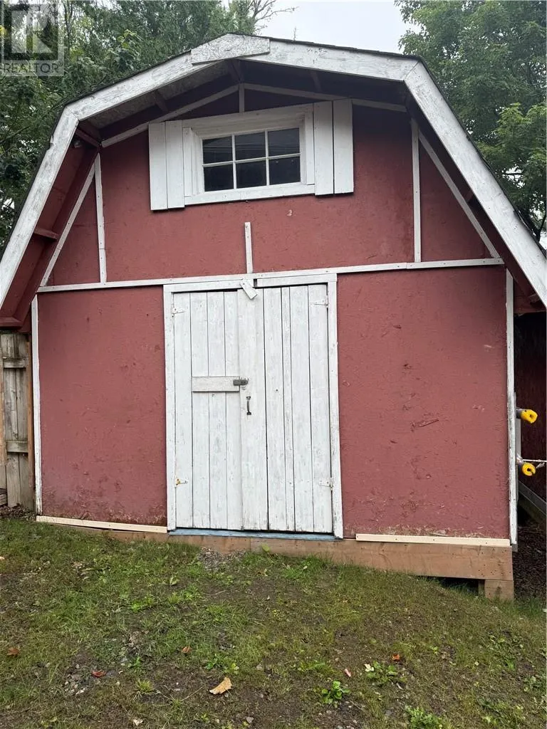 488 Cutler Lake Rd