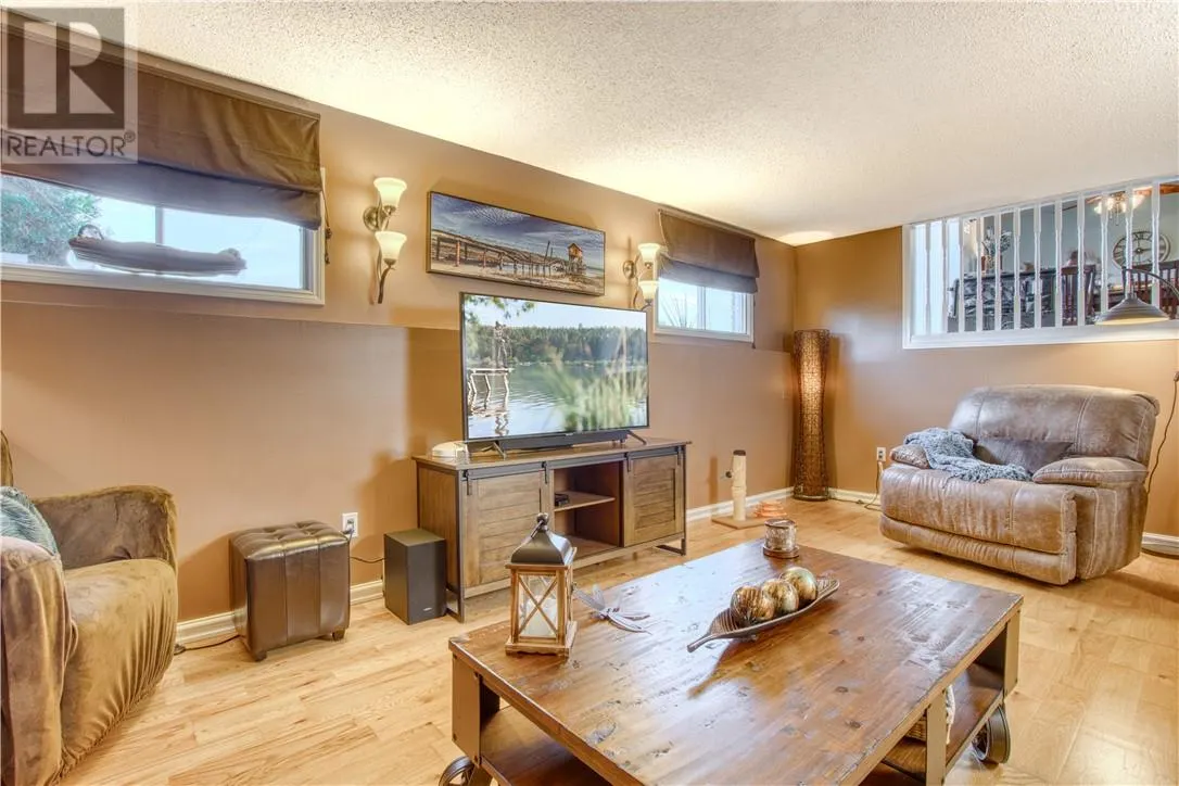 1533 Yarmouth