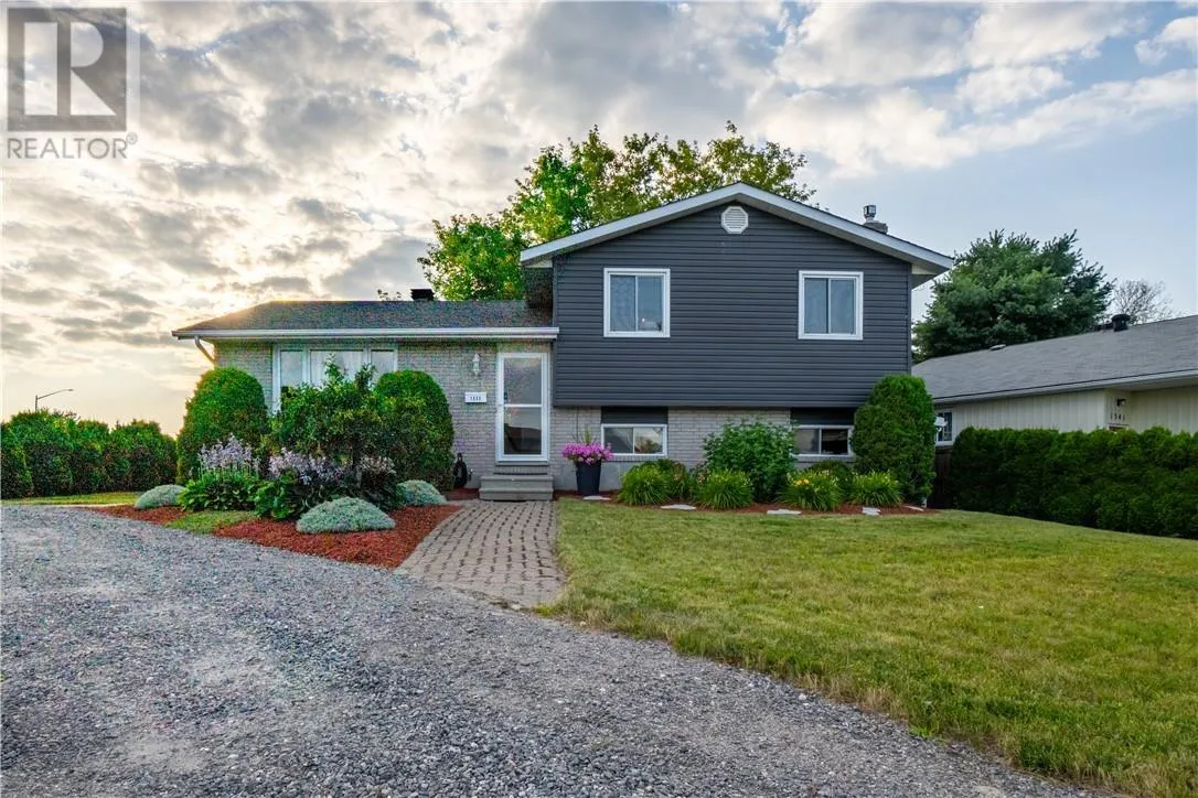 1533 Yarmouth