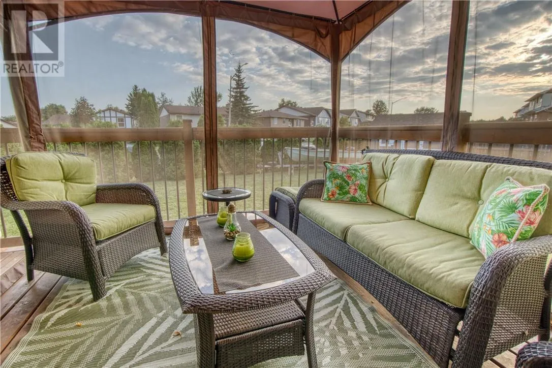 1533 Yarmouth