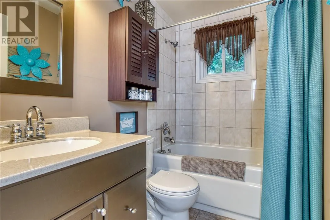 1533 Yarmouth