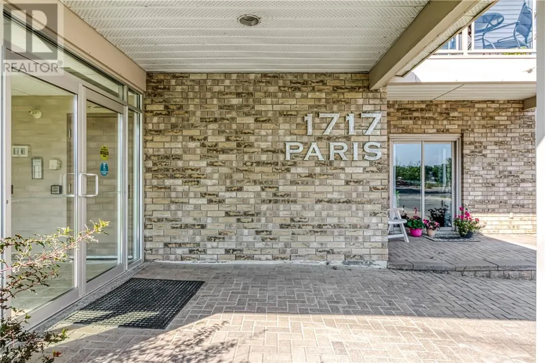 1717 Paris Street Unit# 305