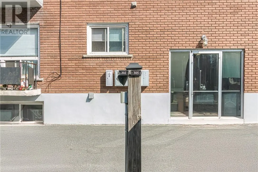 1717 Paris Street Unit# 305