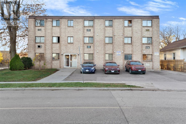 591 WELLINGTON AVENUE, Windsor