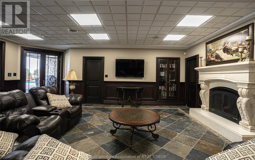 Listing 22025341 - Large Photo # 22