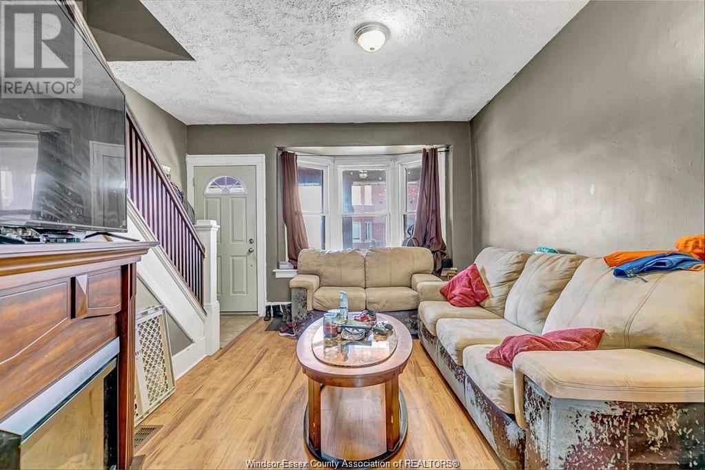Listing 22025588 - Large Photo # 9