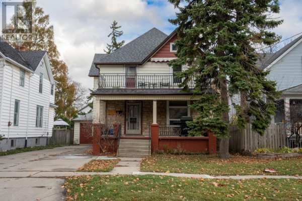 134 COLLEGE AVENUE South, Sarnia
