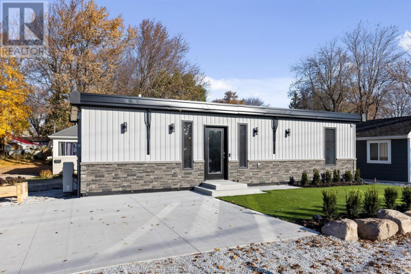738 DIX ALLEY, Kingsville
