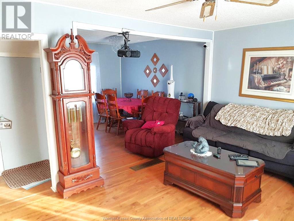 Listing 22027957 - Large Photo # 4