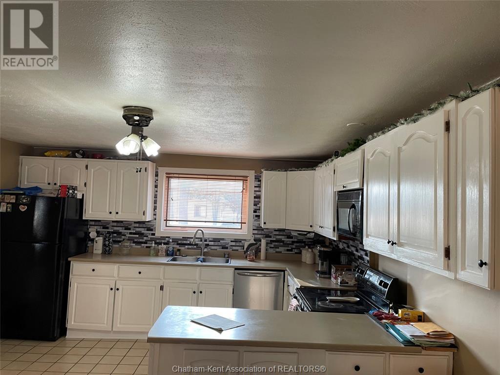 Listing 23000327 - Large Photo # 12