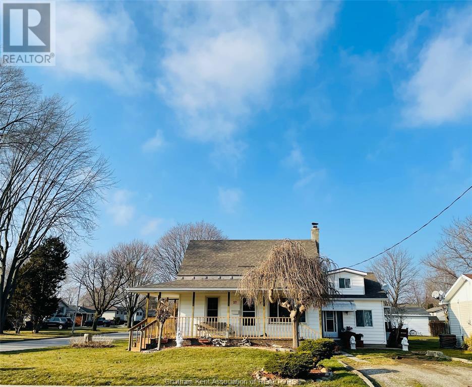 Listing 23000327 - Large Photo # 1