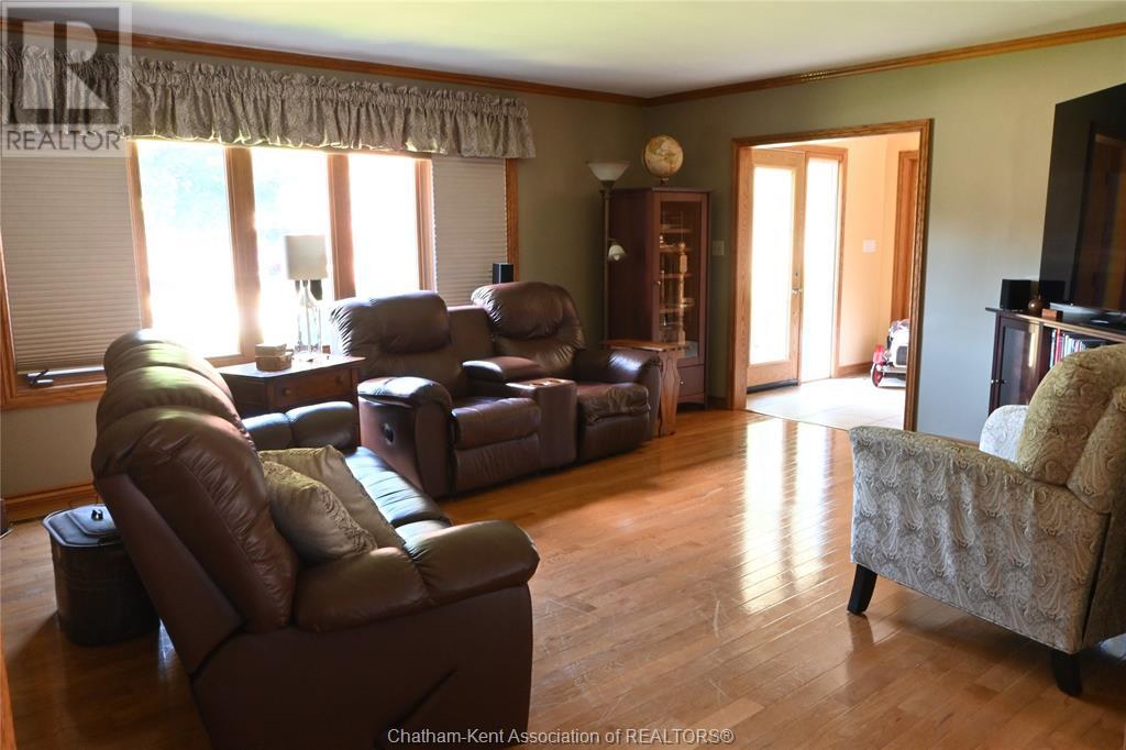 Listing 23000407 - Large Photo # 8