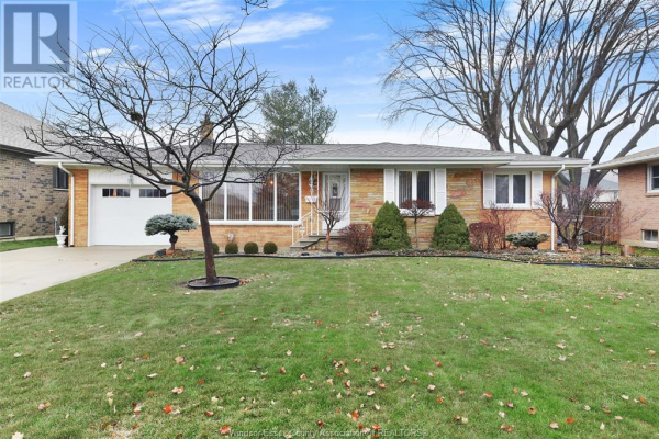 13 WARREN AVENUE, Leamington