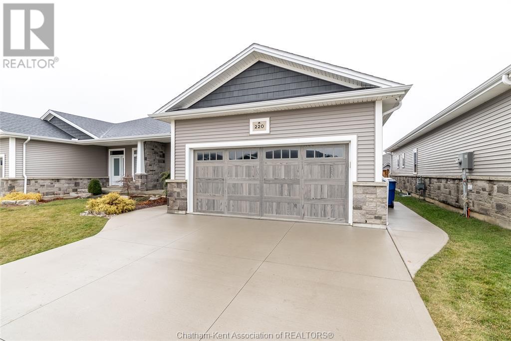 Listing 23001150 - Large Photo # 3