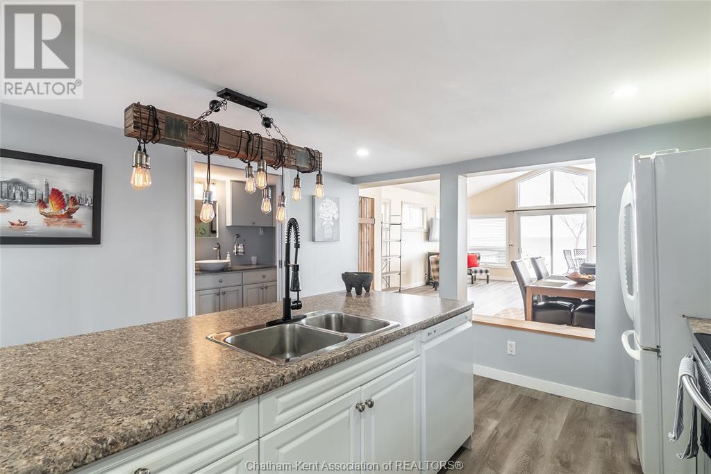 Listing 23001428 - Large Photo # 6