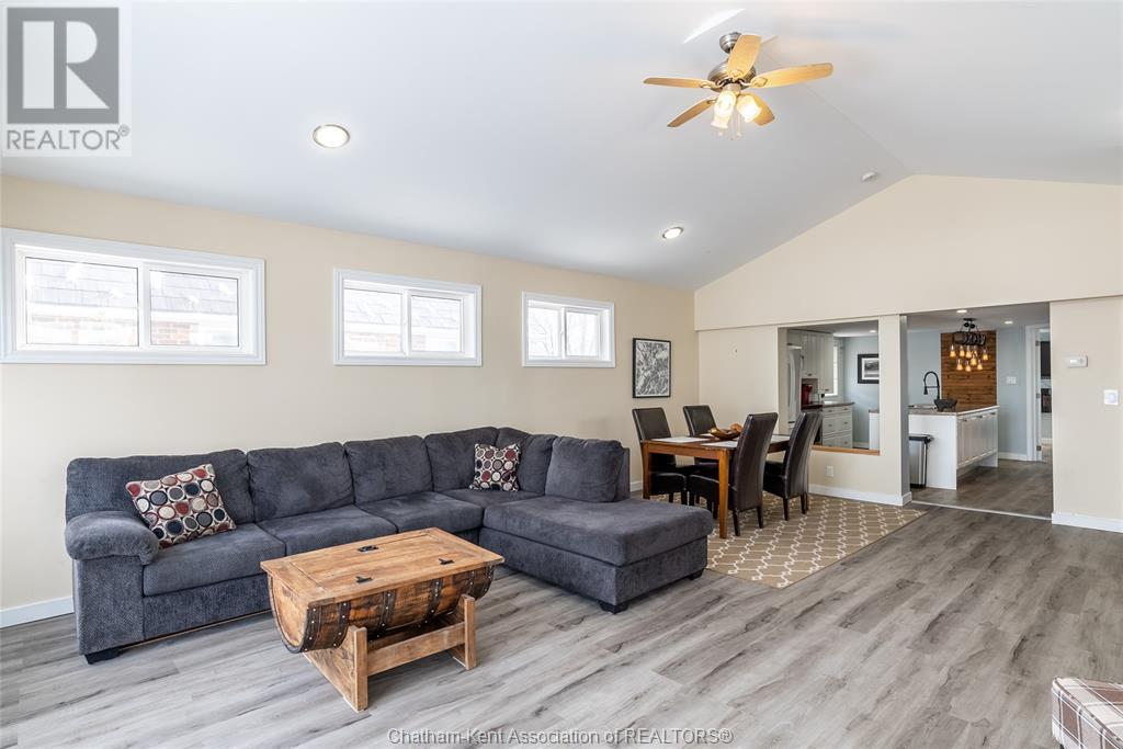 Listing 23001428 - Large Photo # 14