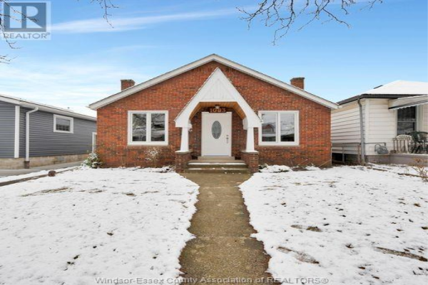1083 CAMPBELL AVENUE, Windsor